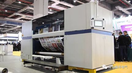 創(chuàng)新引領(lǐng)未來 同步雙面數(shù)碼印染機驚艷亮相，紹興浴簾印花廠率先預定